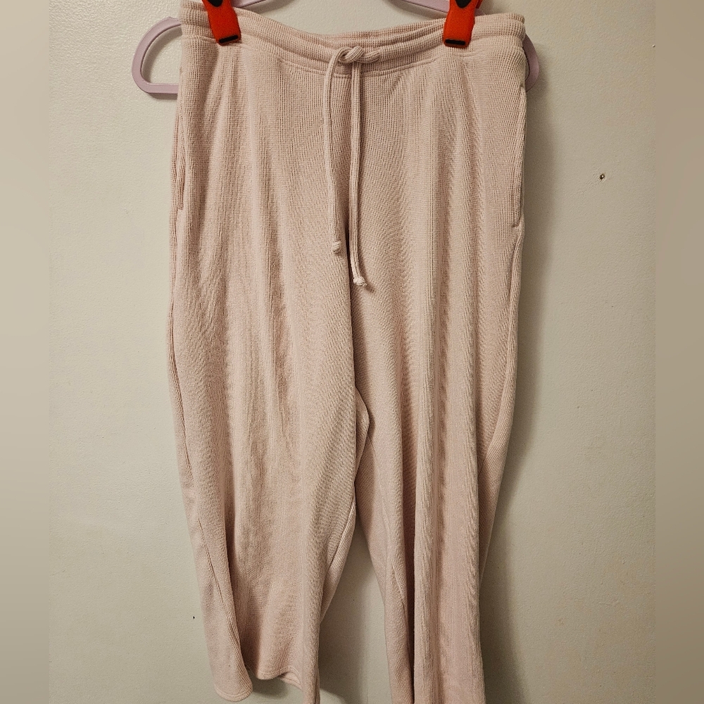 Gilly Hicks NWOT Women's Light Pink Waffle Knit Wide Leg Pants